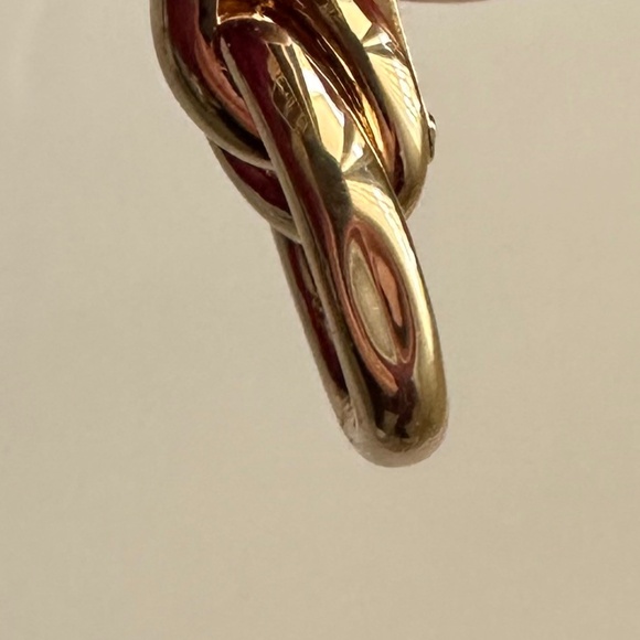 Gold tone door knocker style earrings for pierced ears - Picture 4 of 9